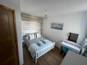 Harbour loft! Newly refurbished 3 bed flat! Burry Port